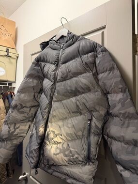 Peter Millar Grey Camouflage Apres Ski Jacket